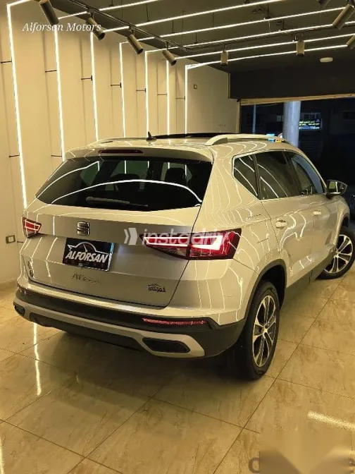 سيات اتيكا 2021 فضي مستعملة للبيع - 2