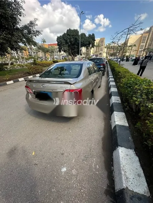 Toyota Corolla 2011 Gold Used for Sale - 1