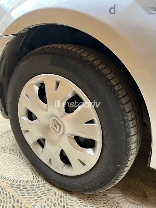 Renault Logan 2013 Silver Used for Sale - 6