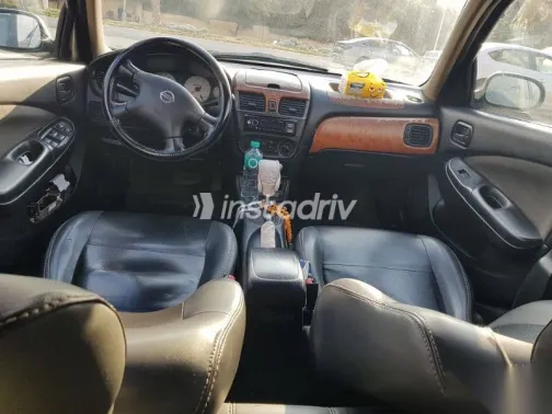 نيسان صنى 2008 فضي مستعملة للبيع - 2