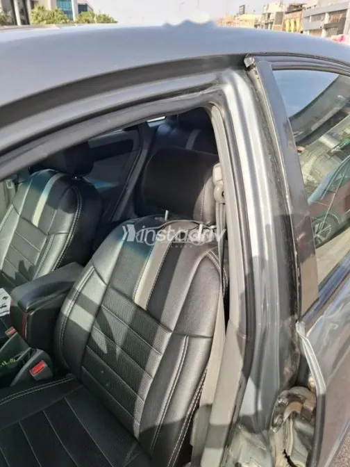 Chevrolet Optra 2011 Silver Used for Sale - 4