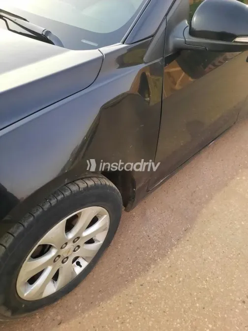 شيفروليه كروز 2017 أبيض مستعملة للبيع - 4