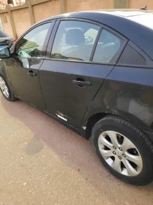 شيفروليه كروز 2017 أبيض مستعملة للبيع