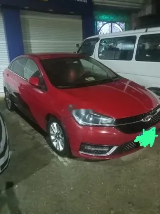 شيرى اريزو 5 2020 أبيض مستعملة للبيع