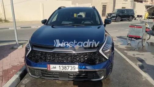 كيا سبورتاج ل 2025 أزرق غامق مستعملة للبيع - 2