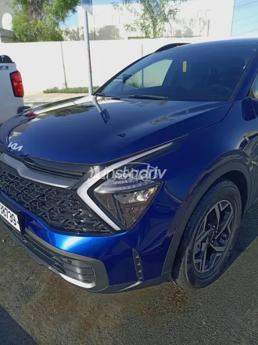كيا سبورتاج ل 2025 أزرق غامق مستعملة للبيع - 4