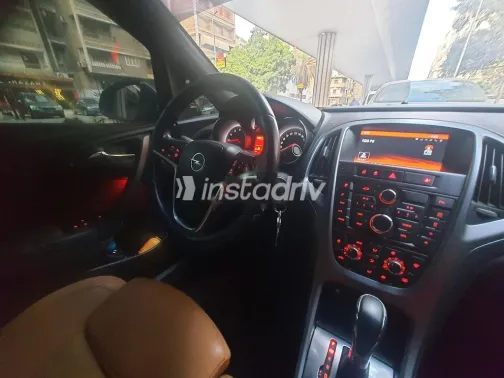 Opel Astra 2016 White Used for Sale - 4