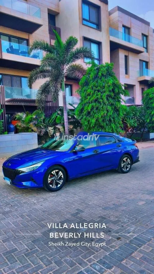 هيونداي إلنترا سى ان 7 2022 أبيض مستعملة للبيع - 2