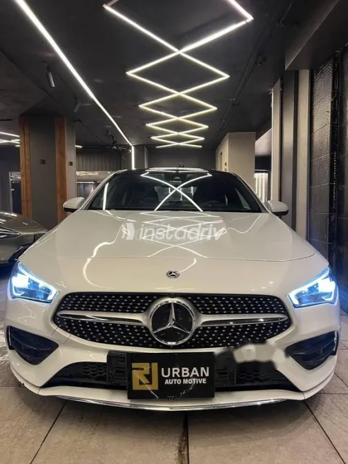 Mercedes C 200 2024 White Used for Sale - 1