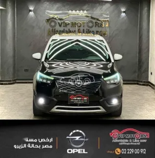 اوبل كروس لاند 2020 أسود مستعملة للبيع