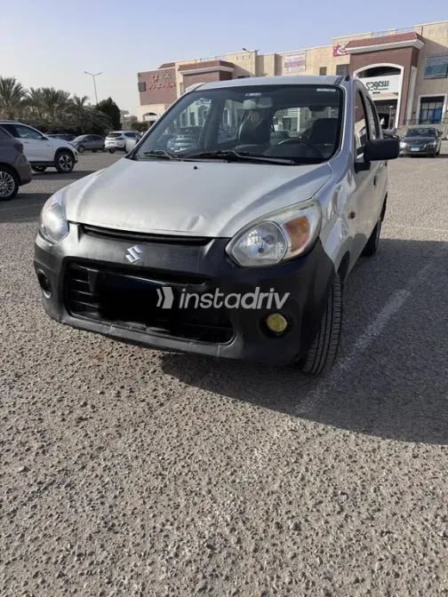 سوزوكى التو 2019 فضي مستعملة للبيع - 2