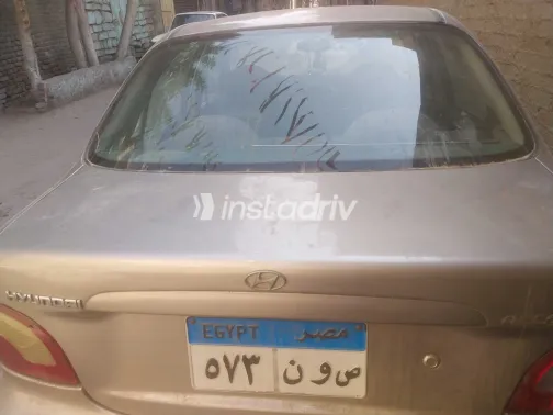 هيونداي اكسنت 2006 أبيض مستعملة للبيع - 4