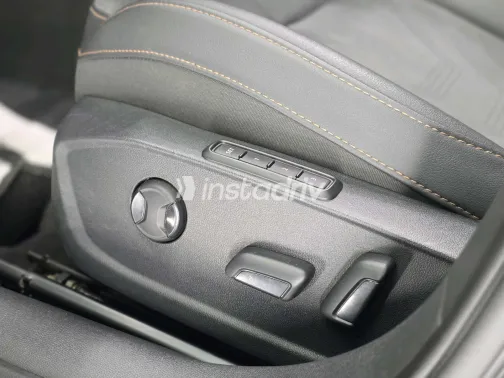 كوبرا ليون 2025 أبيض مستعملة للبيع - 7