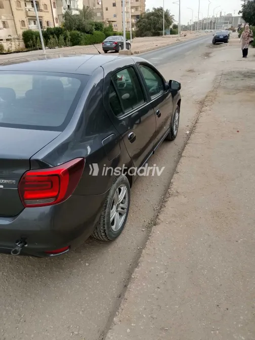 رينو لوجان 2019 أبيض مستعملة للبيع - 3