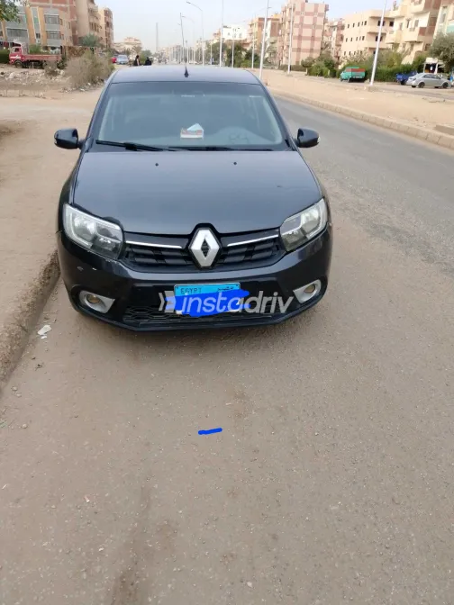 رينو لوجان 2019 أبيض مستعملة للبيع - 4