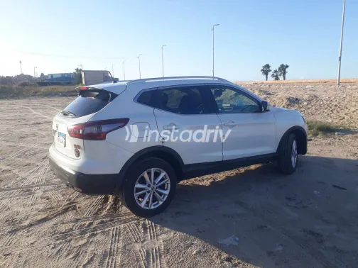 نيسان قشقاي 2018 أبيض مستعملة للبيع - 7