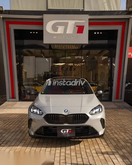 بي ام دبليو 118 2026 رمادي جديدة للبيع - 2