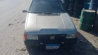 فيات اونو 1998 فضي مستعملة للبيع