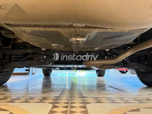 هيونداي إلنترا 2019 بني مستعملة للبيع - 10