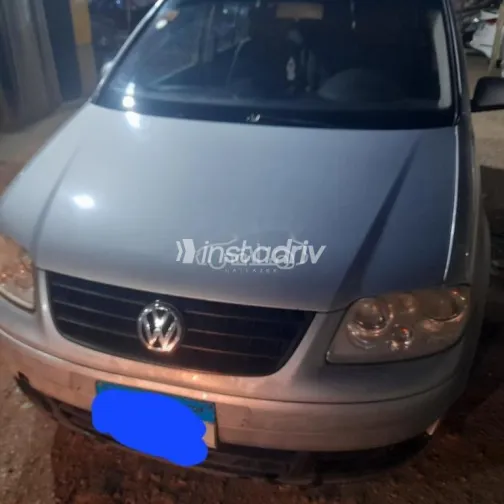 Volkswagen Turan 2004 Silver Used for Sale - 1