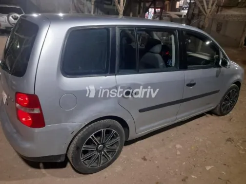 Volkswagen Turan 2004 Silver Used for Sale - 3