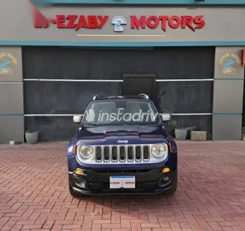 جيب رينيجيد 2018 أزرق غامق مستعملة للبيع - 2