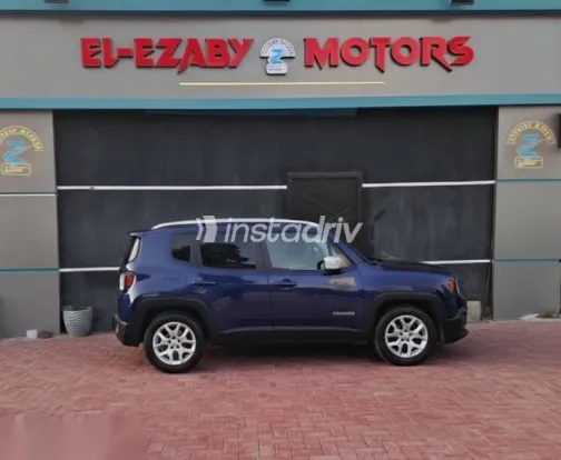 جيب رينيجيد 2018 أزرق غامق مستعملة للبيع - 4