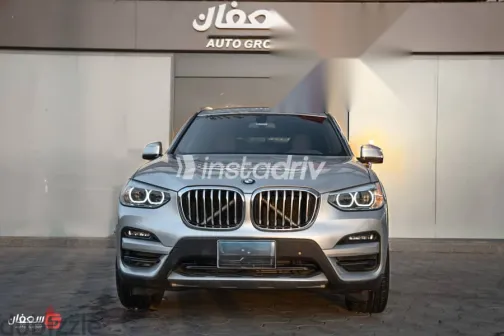 بي ام دبليو X3 2021 فضي مستعملة للبيع - 2