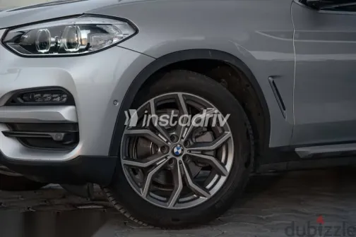 بي ام دبليو X3 2021 فضي مستعملة للبيع - 9