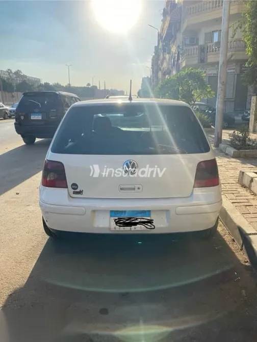 Volkswagen Golf 2000 White Used for Sale - 2