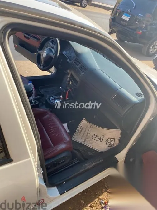 Volkswagen Golf 2000 White Used for Sale - 9