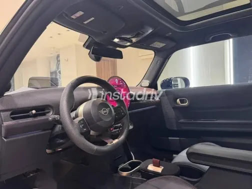 Mini Cooper 2025 Gray Used for Sale - 5