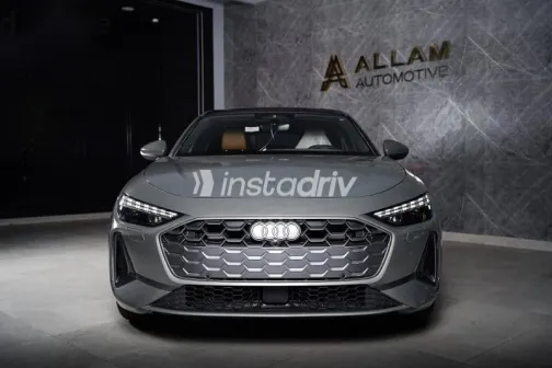 اودي A5 2025 رمادي جديدة للبيع - 1