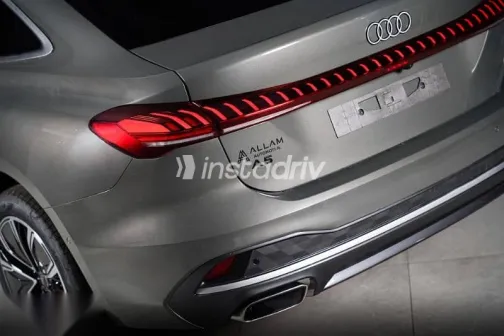 اودي A5 2025 رمادي جديدة للبيع - 5