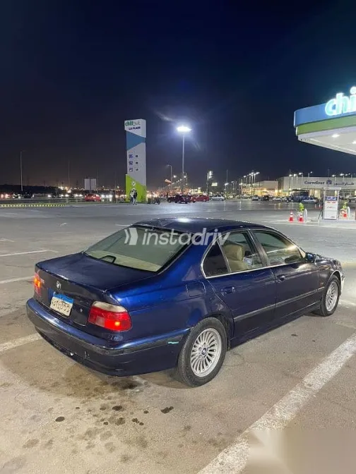 بي ام دبليو 523 2000 أزرق غامق مستعملة للبيع - 2