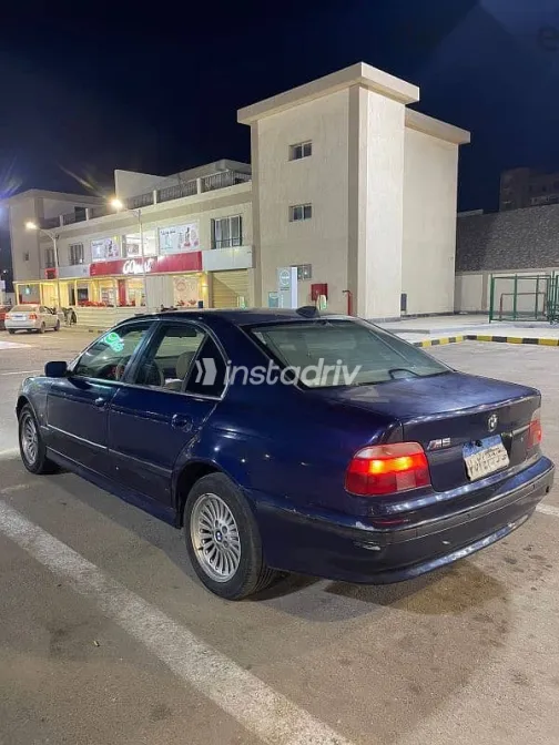 بي ام دبليو 523 2000 أزرق غامق مستعملة للبيع - 7