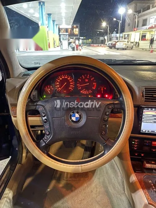 بي ام دبليو 523 2000 أزرق غامق مستعملة للبيع - 9