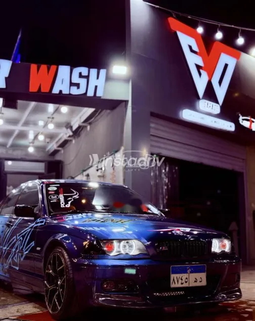 بي ام دبليو 320 1999 أزرق غامق مستعملة للبيع - 3