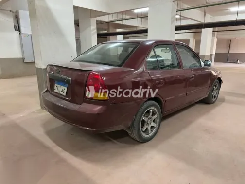 Hyundai Verna 2004 Burgundy Used for Sale - 4