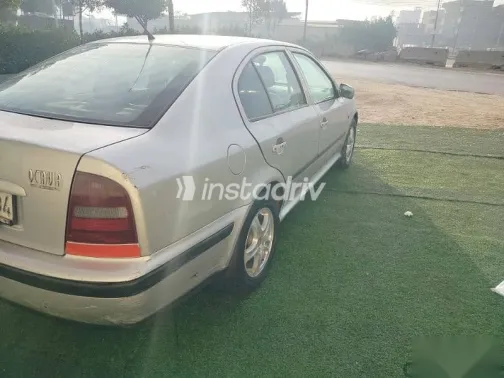 سكودا اوكتافيا 1998 فضي مستعملة للبيع - 6