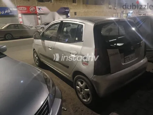 كيا بيكانتو 2005 فضي مستعملة للبيع - 6