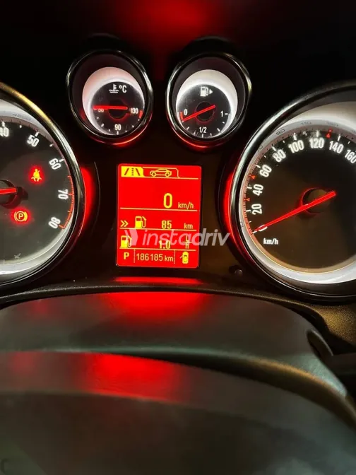 اوبل أسترا 2020 فضي مستعملة للبيع - 6