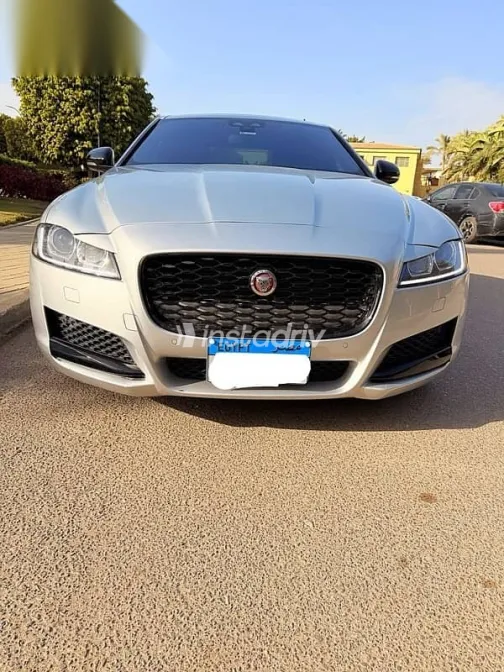 Jaguar XF 2018 Silver Used for Sale - 1