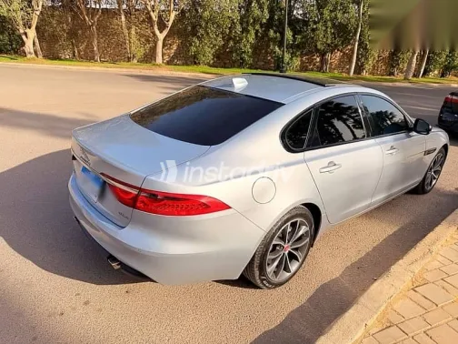 Jaguar XF 2018 Silver Used for Sale - 6