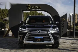 لكزس Lx 2017 أسود مستعملة للبيع