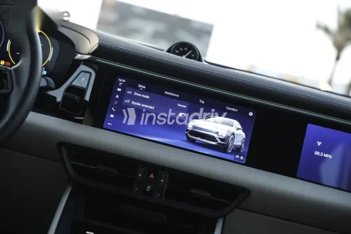 بورش ماكان 2025 رمادي مستعملة للبيع - 7