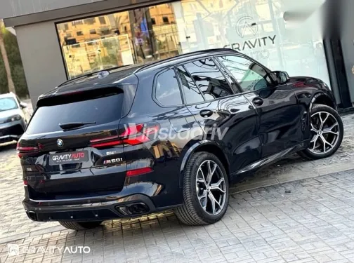 بي ام دبليو X5 2024 أسود مستعملة للبيع - 3