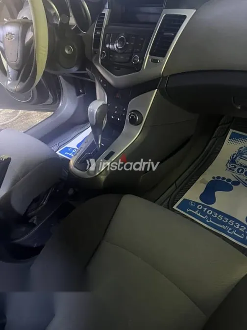 شيفروليه كروز 2010 رمادي مستعملة للبيع - 10