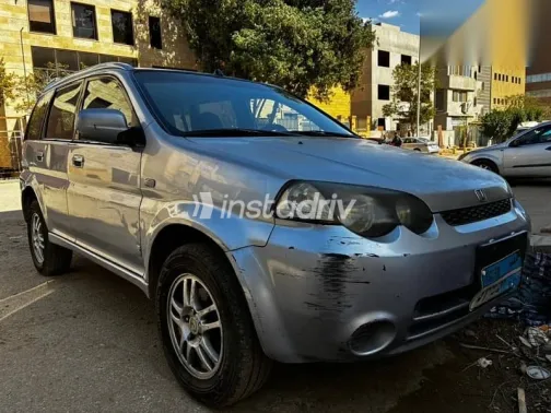 هوندا HRV 2005 فضي مستعملة للبيع - 2