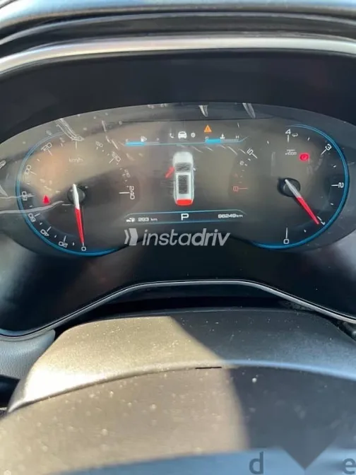 Chevrolet Captiva 2020 Silver Used for Sale - 5